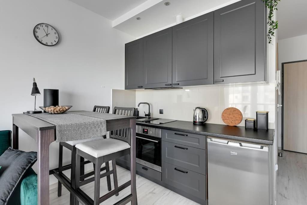 Albatross Tower - Apartament W Centrum Przymorza By Grand Apartments Danzig Exterior foto